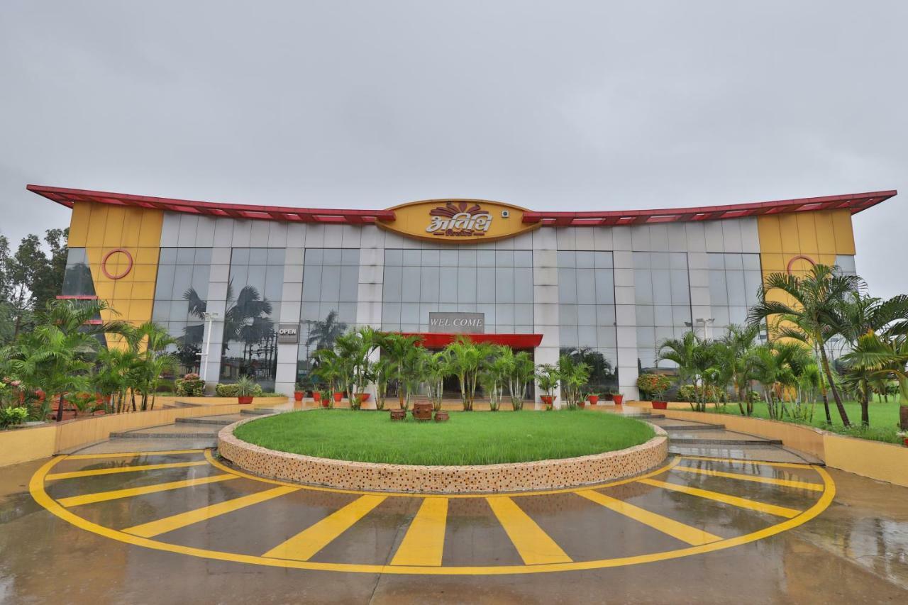 Capital O 47284 Atithi Resort Bharuch Екстер'єр фото