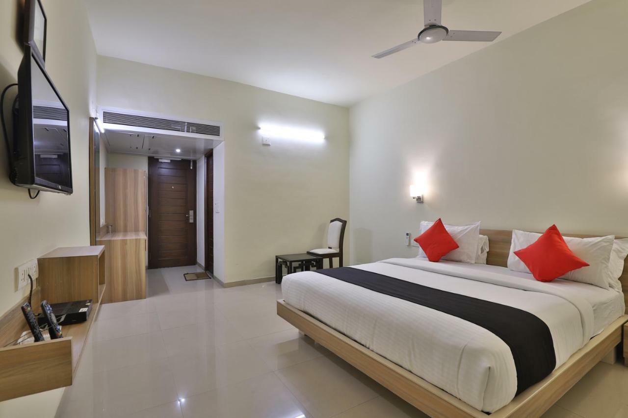 Capital O 47284 Atithi Resort Bharuch Екстер'єр фото